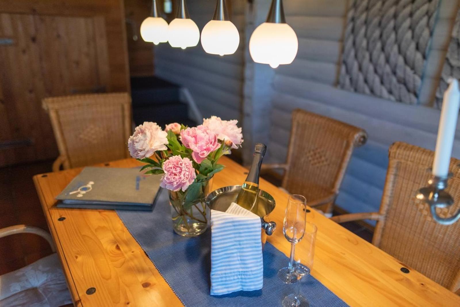 Ferienhaus Dat Smuke Swedenhuus คัพเพล์น ภายนอก รูปภาพ